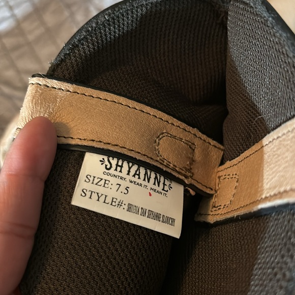 Shyanne Boots. Worn only once for a concert. - Picture 5 of 6